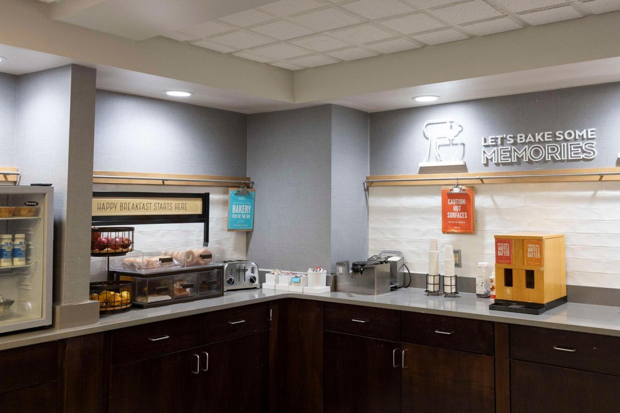 Hampton Inn Kent/Akron Area Esterno foto
